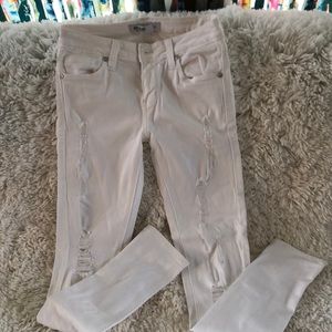 Women’s skinny jeans